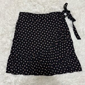 GAP Black Floral A-Line Skirt Gap Wrap Skirt Gap Mini skirt Floral skirt